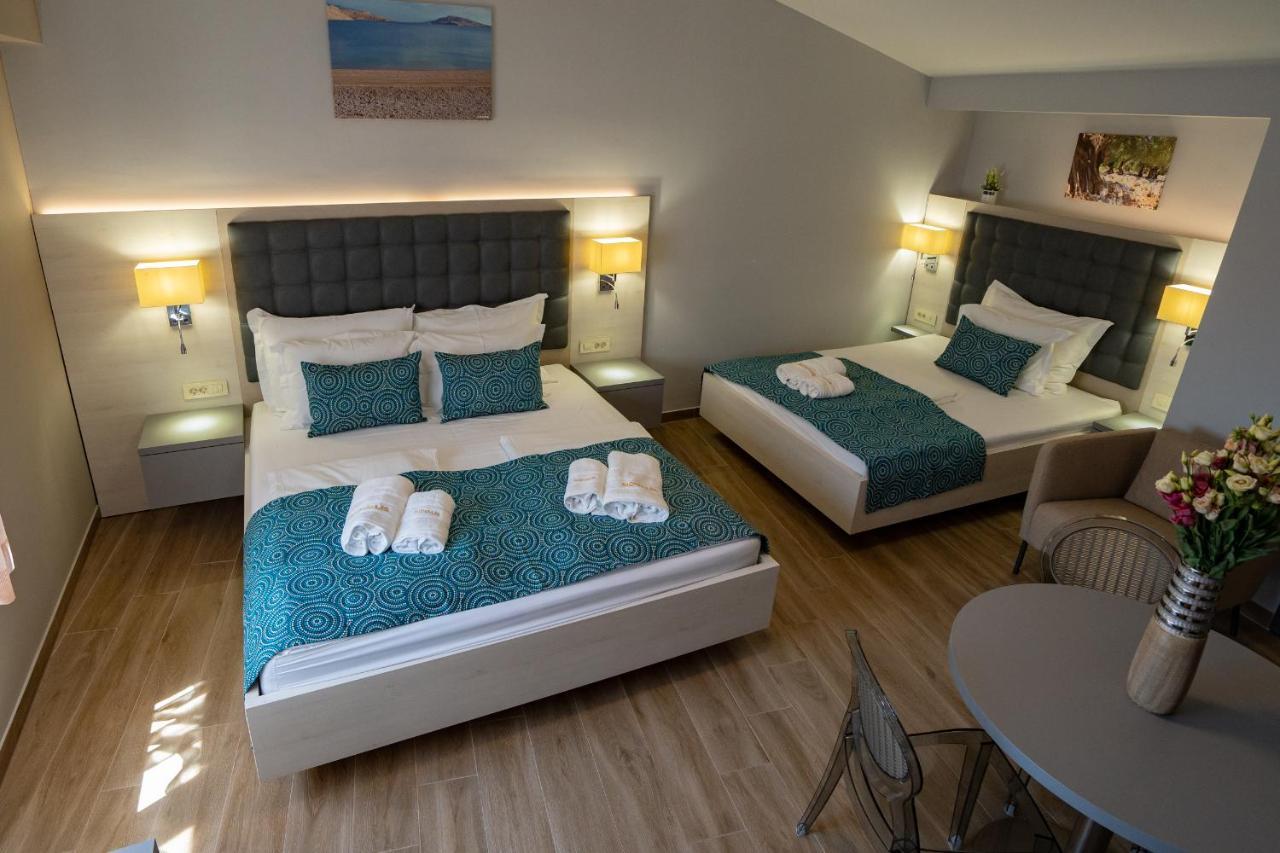 Bed&Breakfast Novalis Novalja Extérieur photo