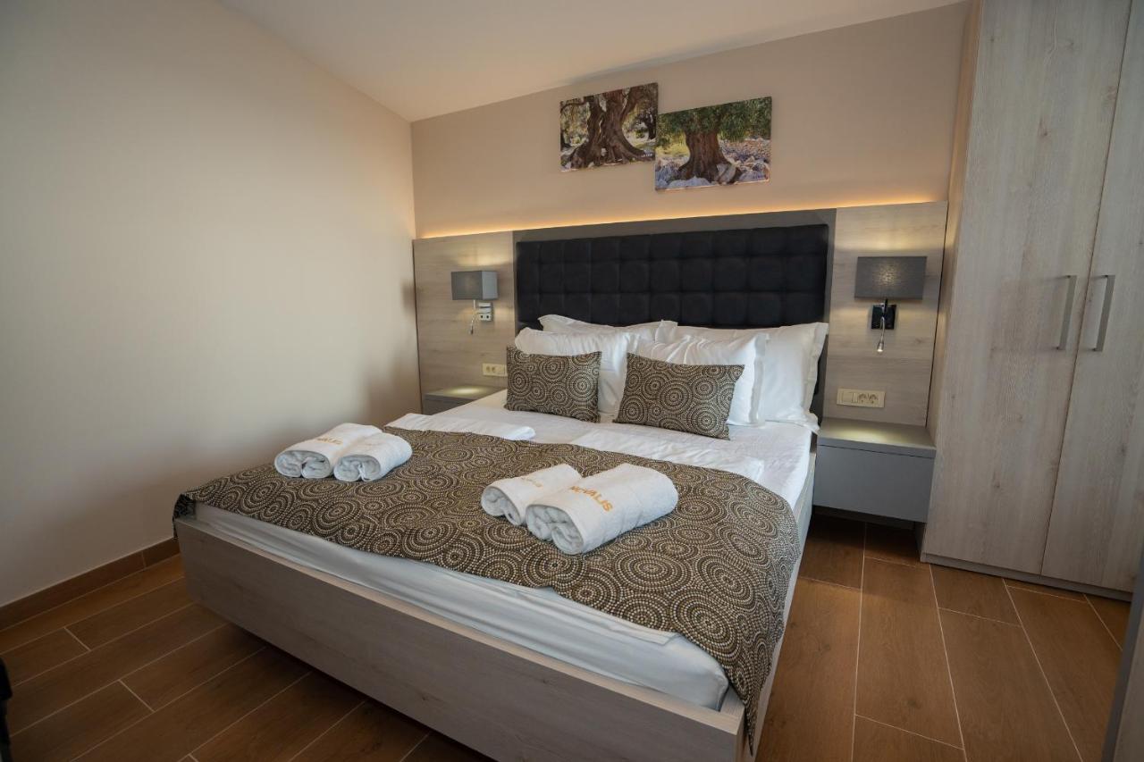 Bed&Breakfast Novalis Novalja Extérieur photo